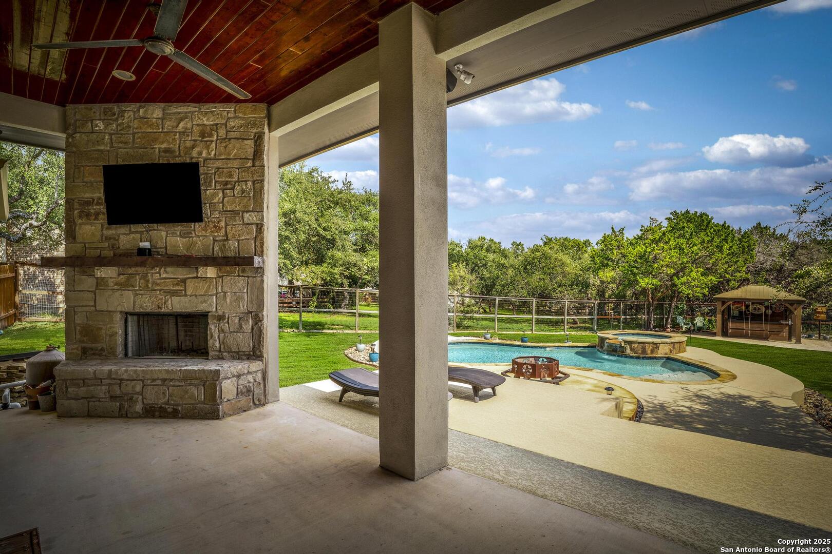 126 Mountain Echo San Antonio TX 78260
