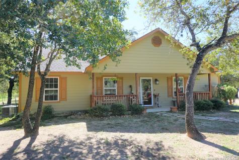935 Spur Ridge San Antonio TX 78264