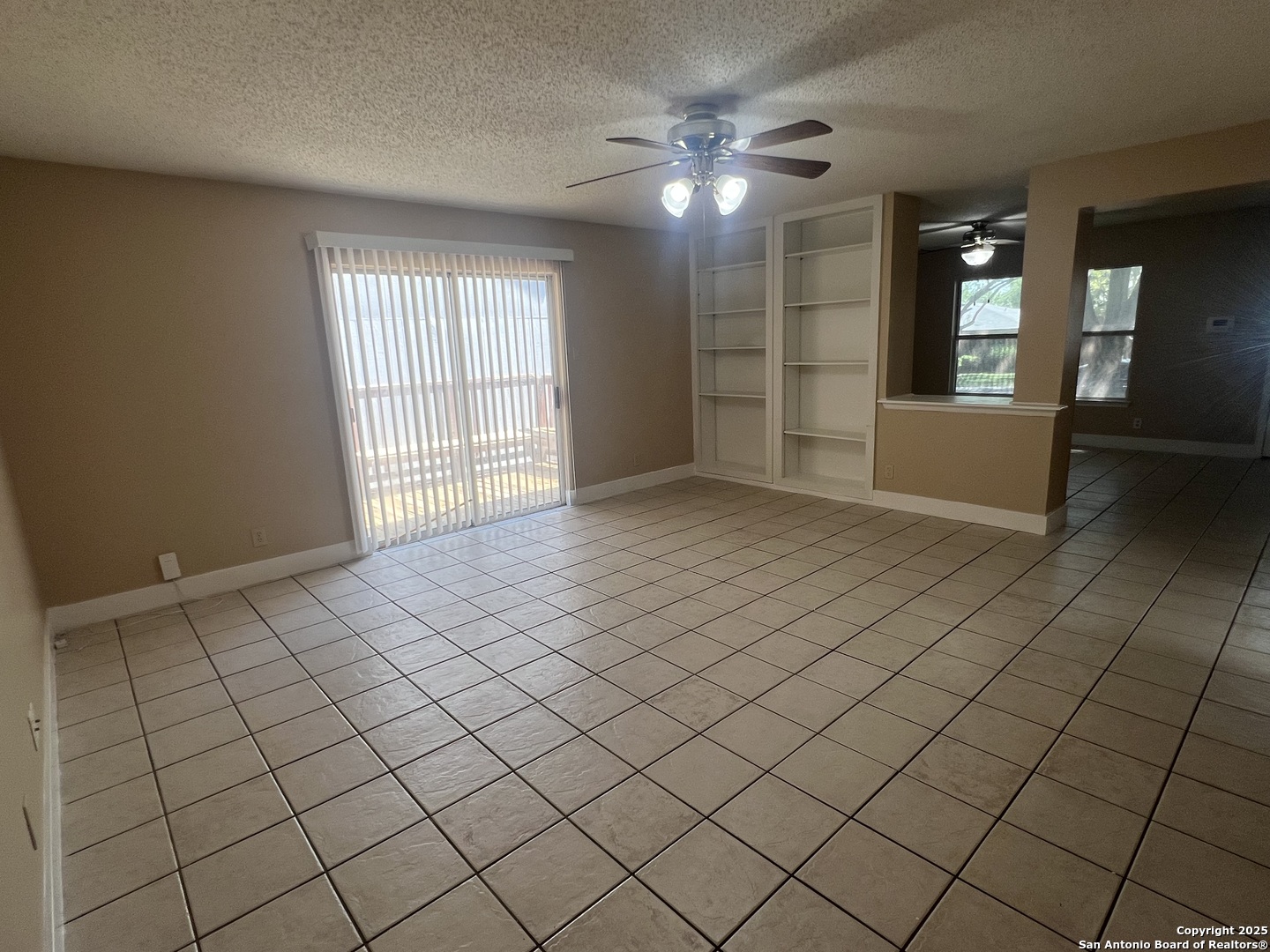15558 Knollmeadow San Antonio TX 78247