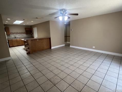 15558 Knollmeadow San Antonio TX 78247