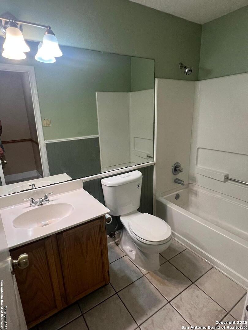 15558 Knollmeadow San Antonio TX 78247