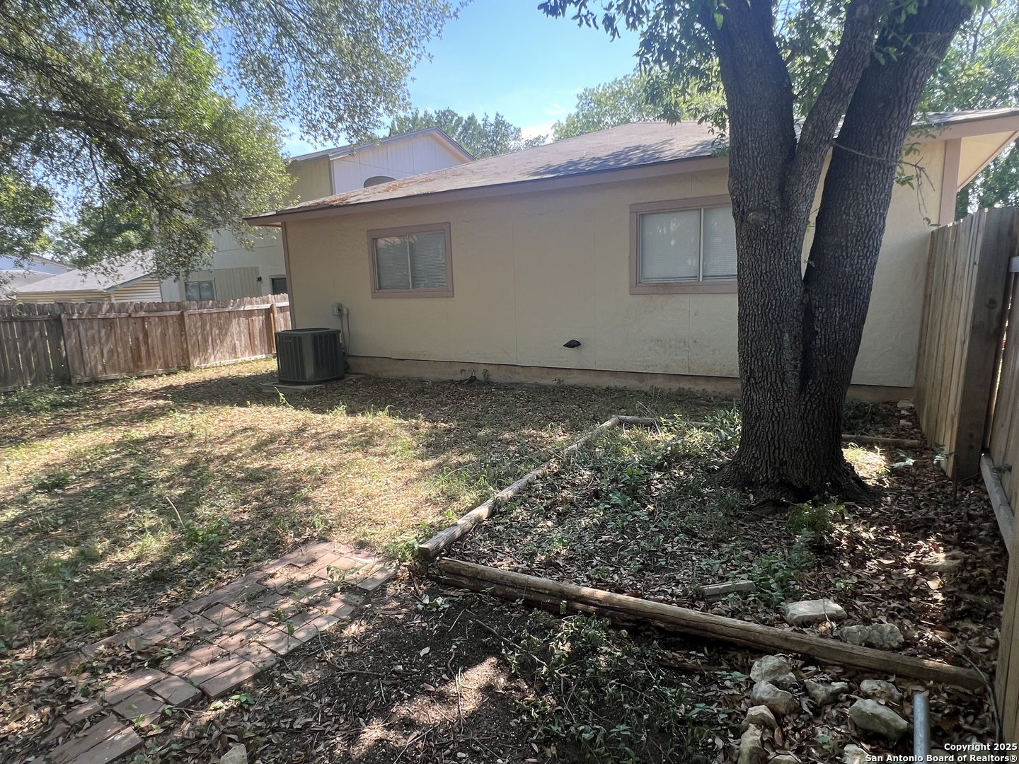 15558 Knollmeadow San Antonio TX 78247