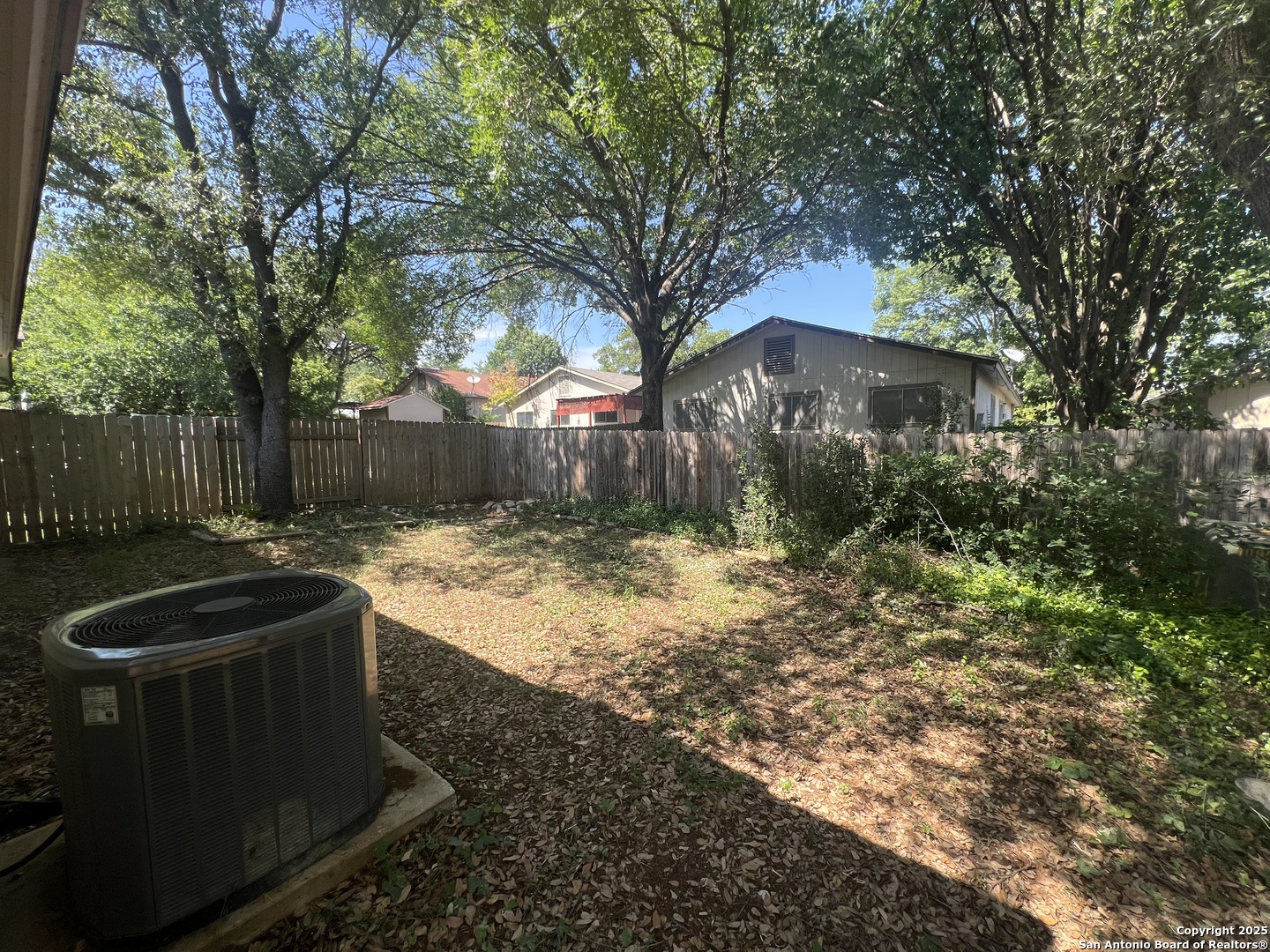 15558 Knollmeadow San Antonio TX 78247