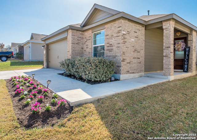 9722 Marbach Garden San Antonio TX 78245