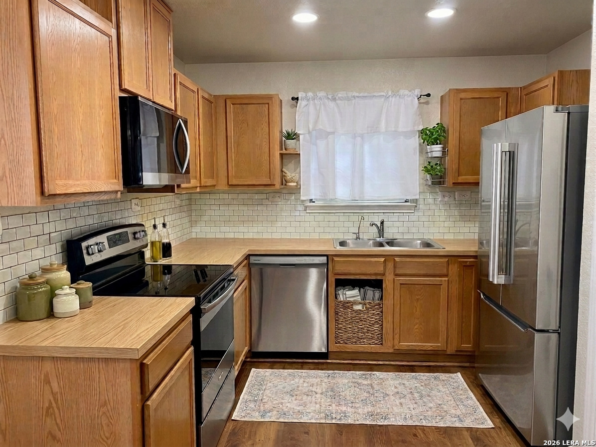 10011 Emerald Sun San Antonio TX 78245