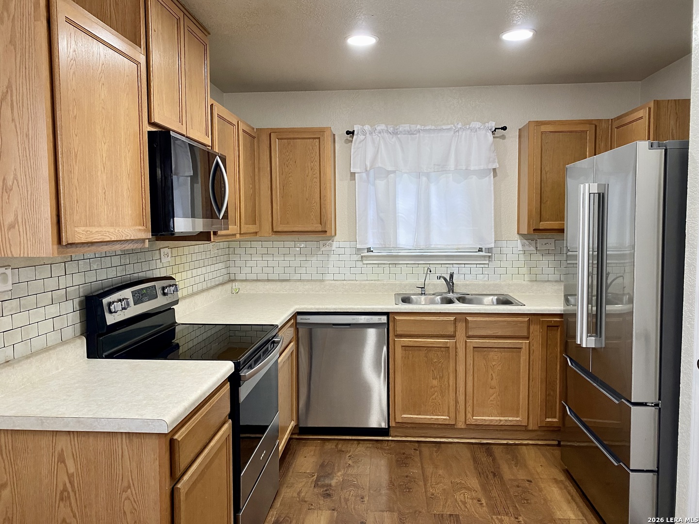 10011 Emerald Sun San Antonio TX 78245