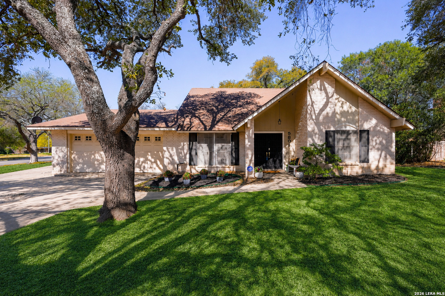 5801 Windvale Drive Windcrest TX 78239