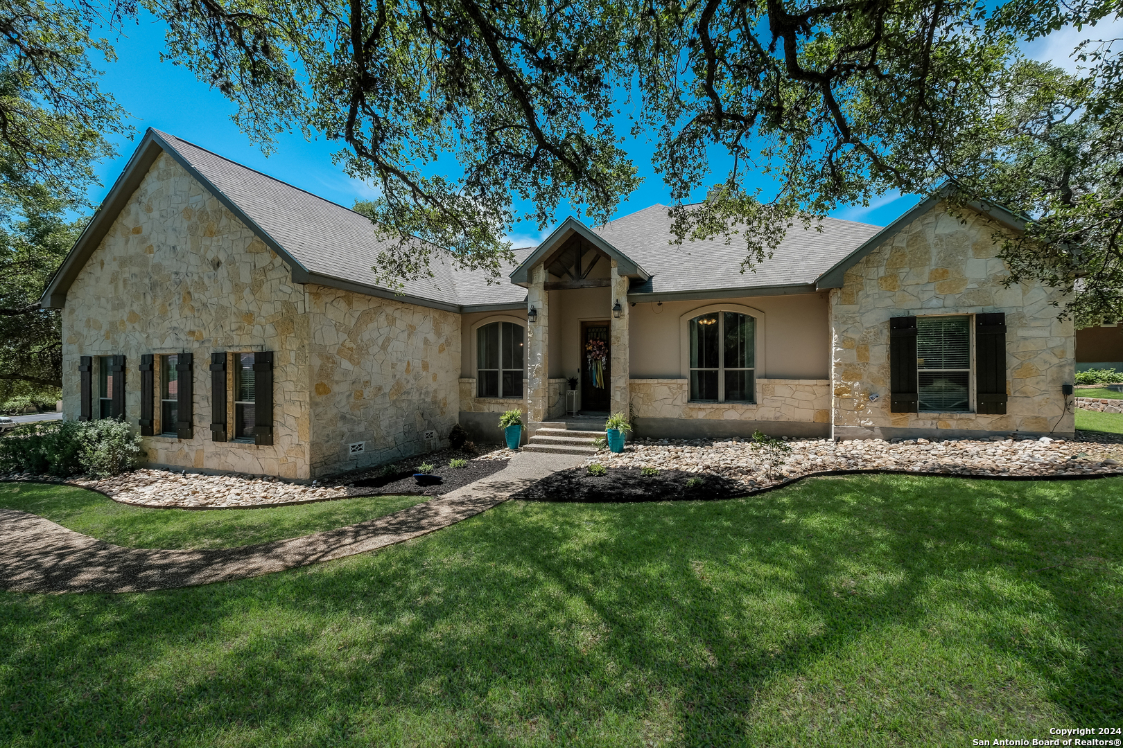 907 Slumber Pass San Antonio TX 78260