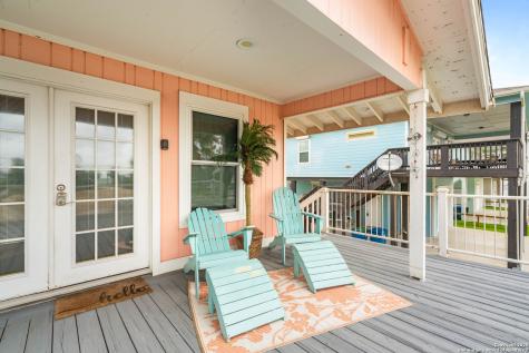 1419 S Magnolia Street Rockport TX 78382