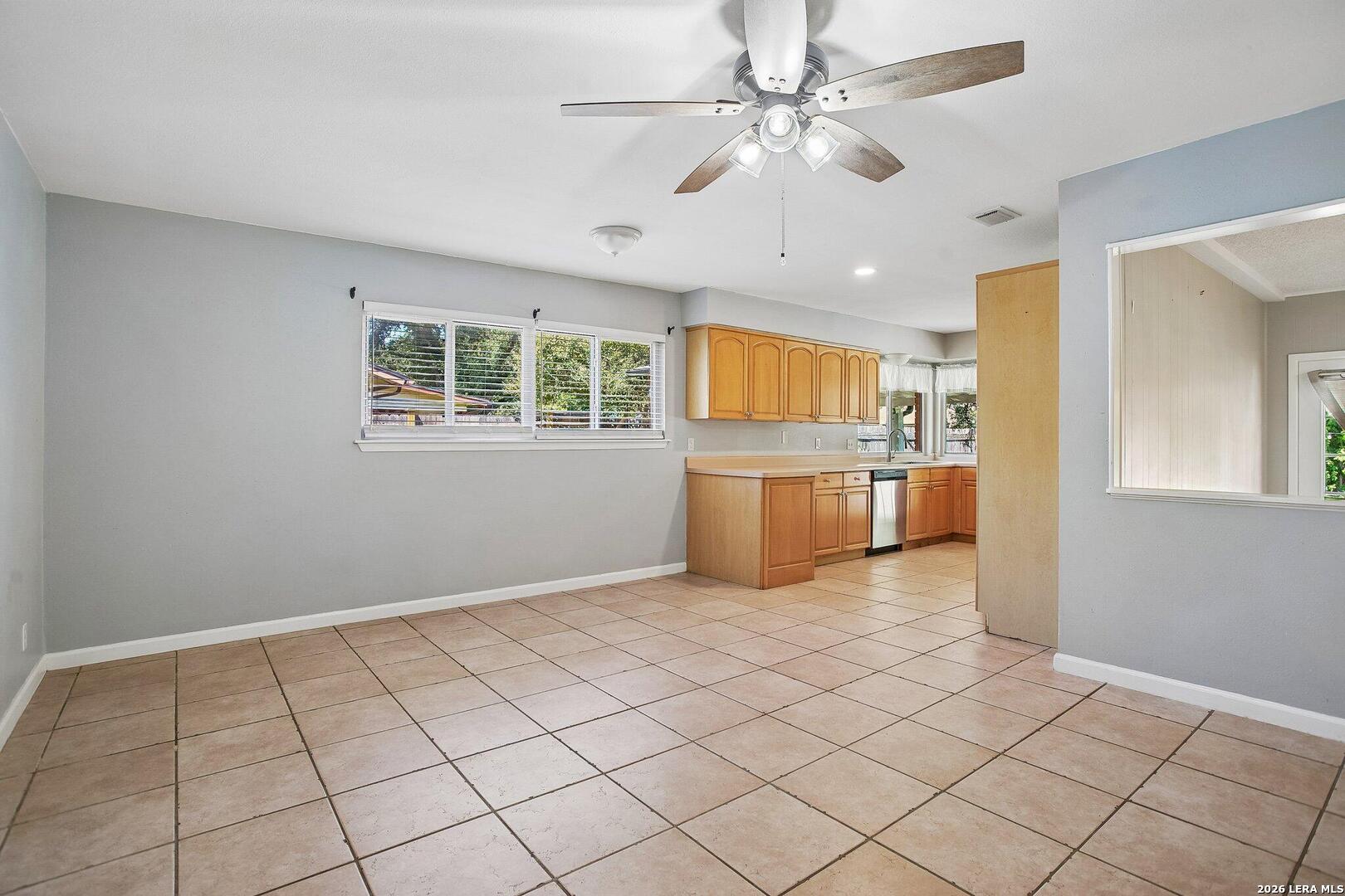 6407 Stable Drive Leon Valley TX 78240