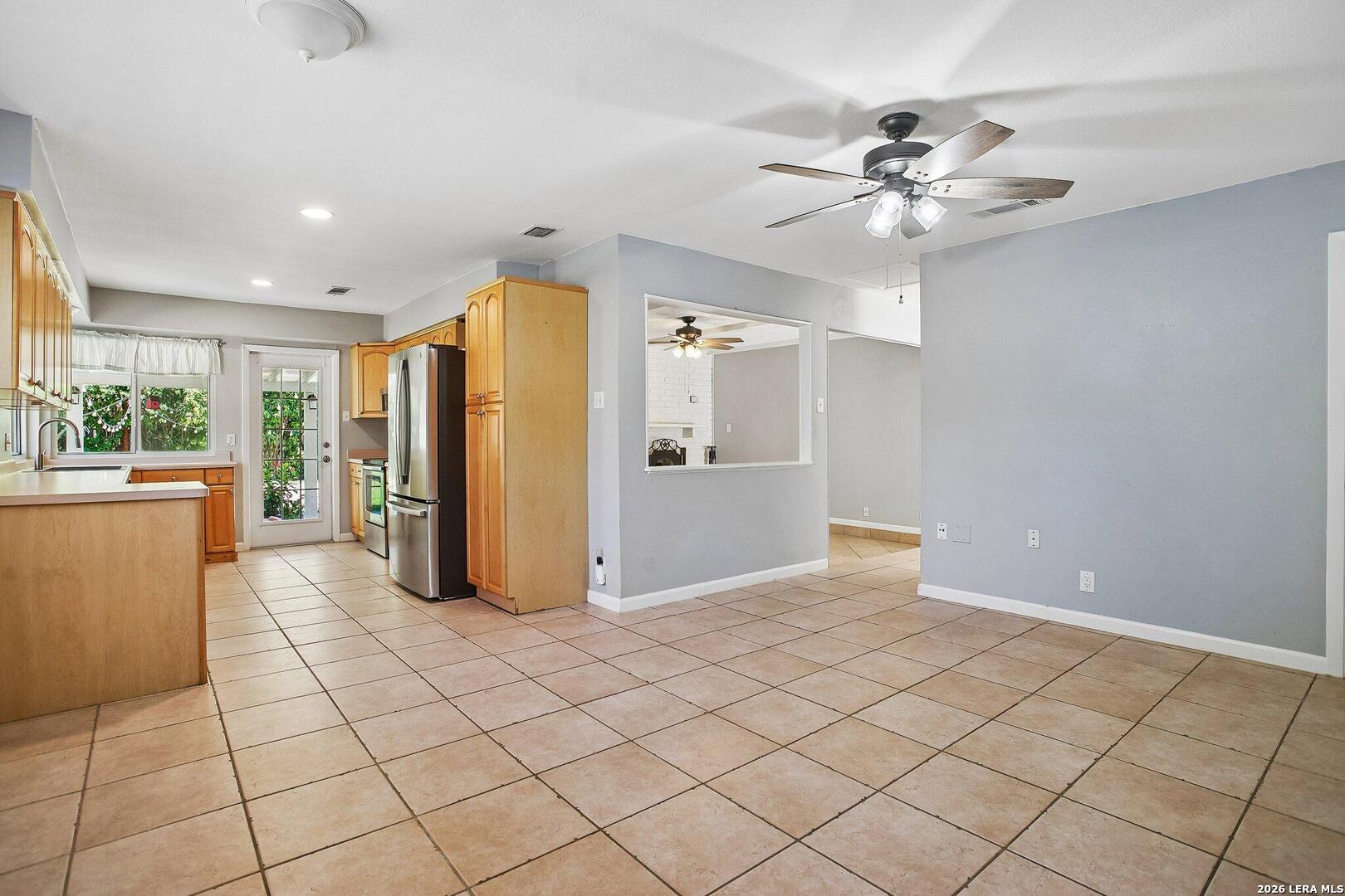 6407 Stable Drive Leon Valley TX 78240