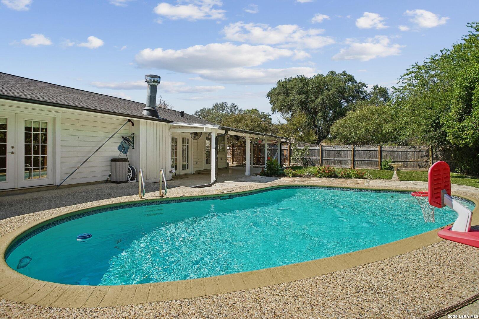 6407 Stable Drive Leon Valley TX 78240