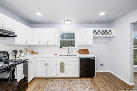 5703 Honeygold San Antonio TX 78222