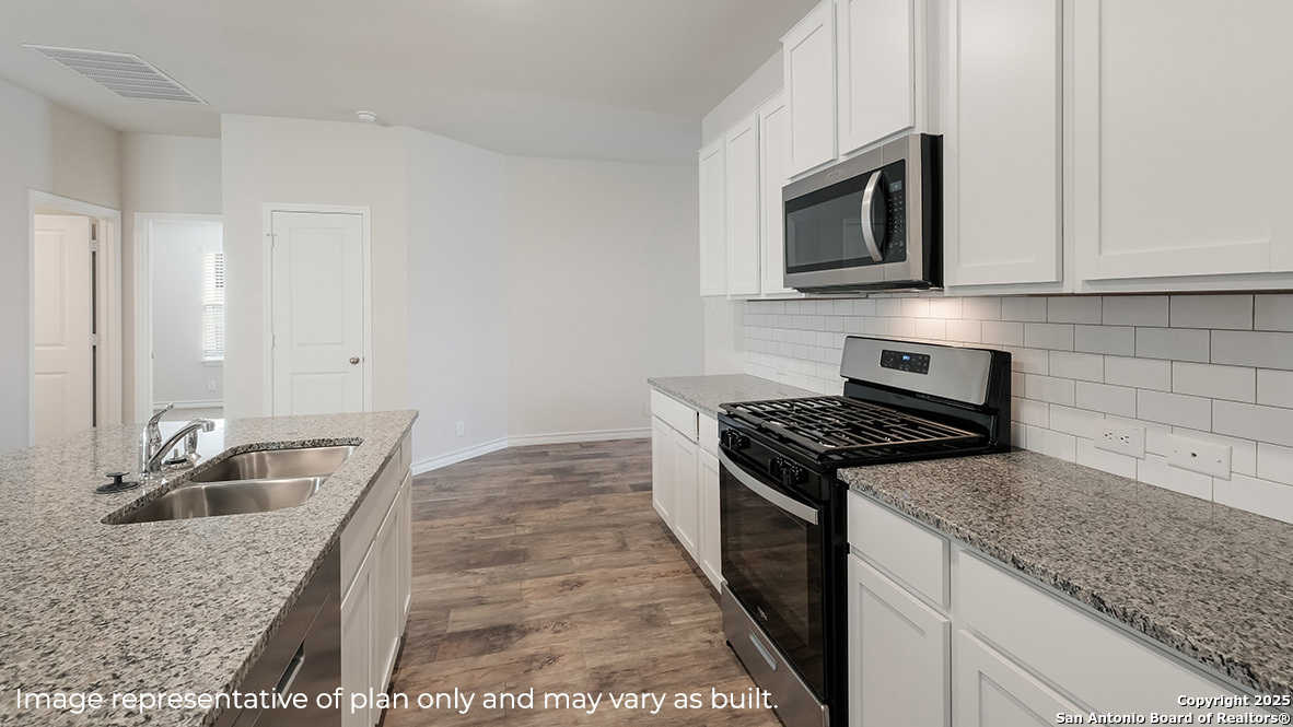 120 Hazel Peak Boerne TX 78006