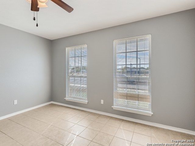 5835 Midcrown Drive San Antonio TX 78218