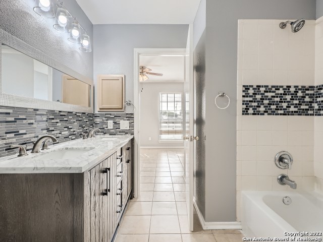 5835 Midcrown Drive San Antonio TX 78218