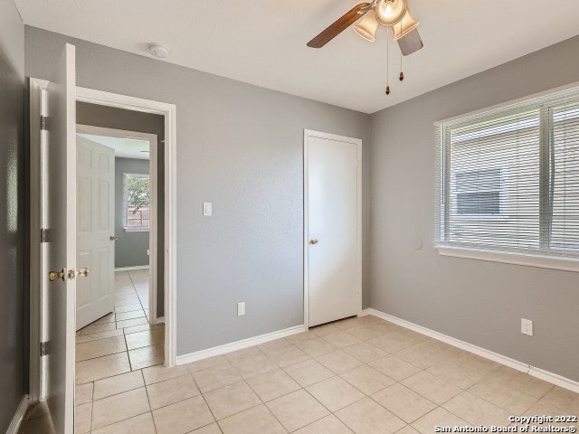 5835 Midcrown Drive San Antonio TX 78218