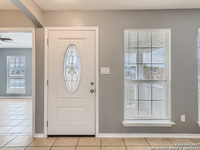 5835 Midcrown Drive San Antonio TX 78218