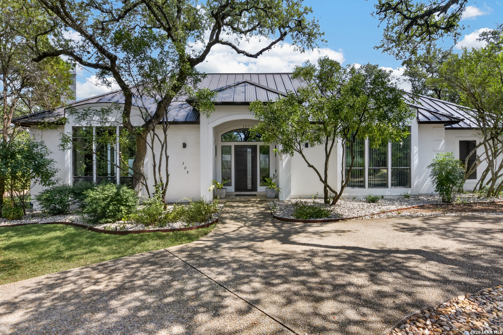 305 Happy Trail Shavano Park TX 78231