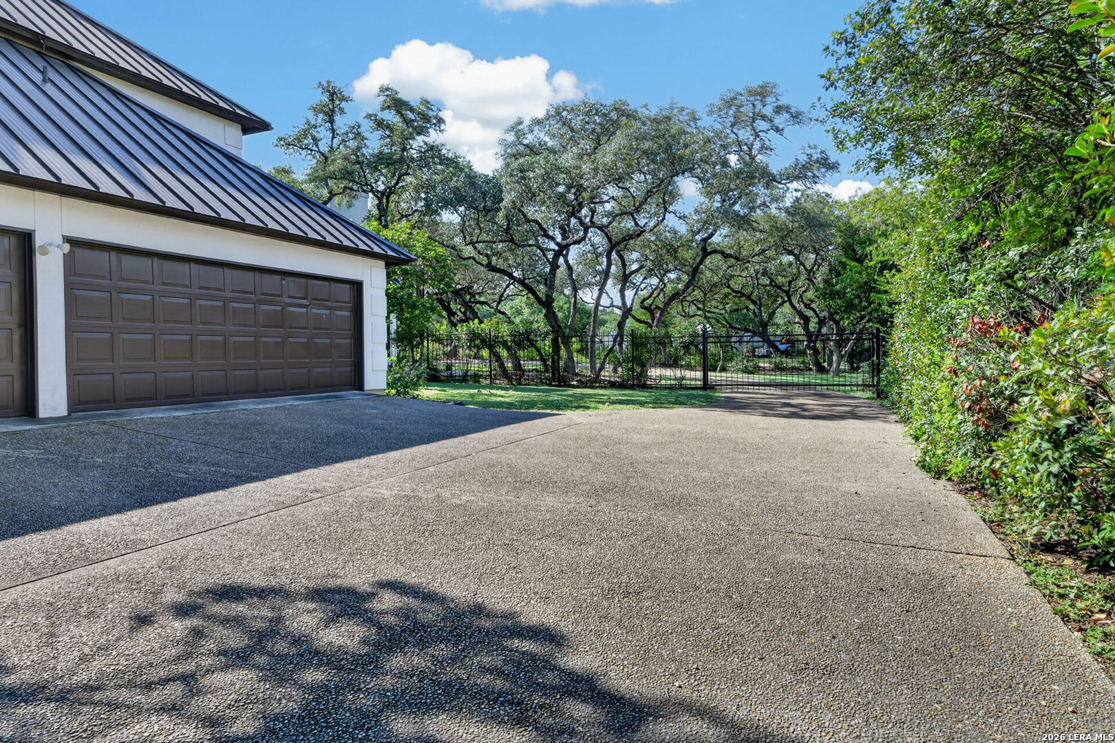 305 Happy Trail Shavano Park TX 78231