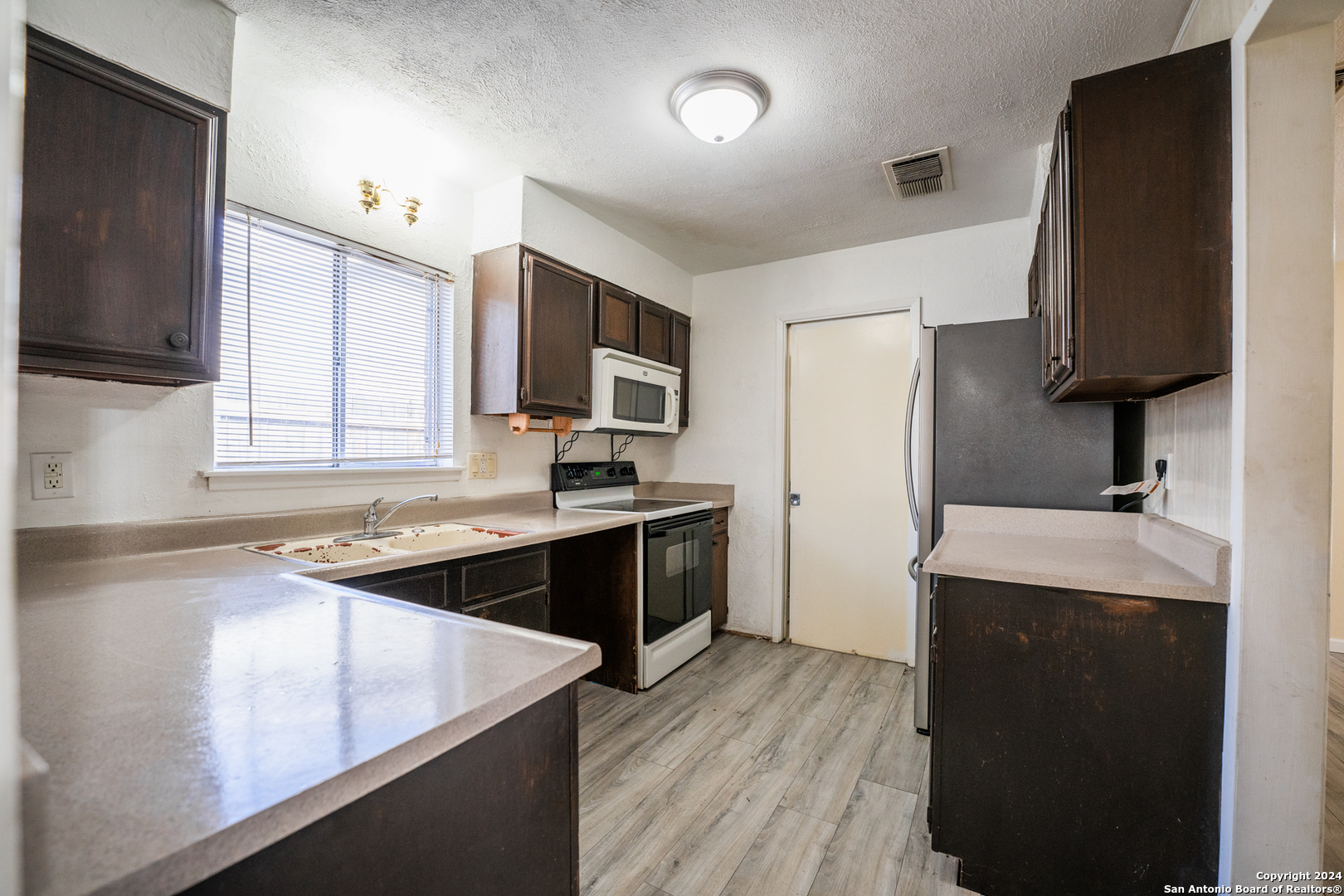 12515 La Bodega Street San Antonio TX 78233