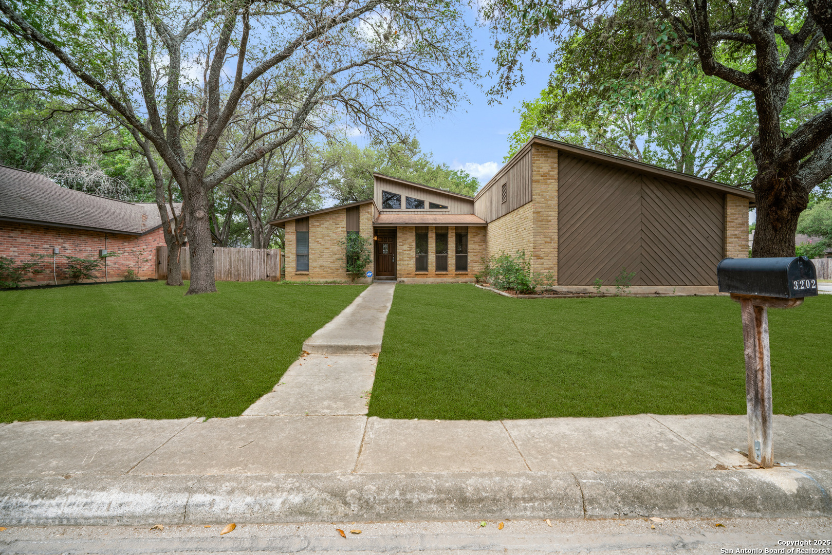 3202 Morning Creek San Antonio TX 78247