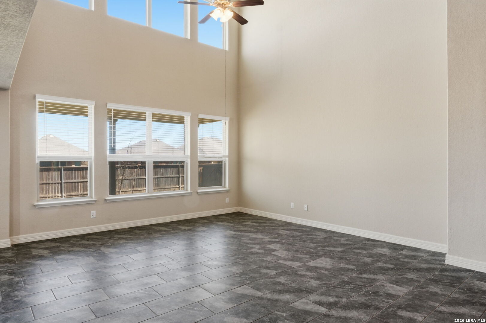 5044 Forest Oak Schertz TX 78108
