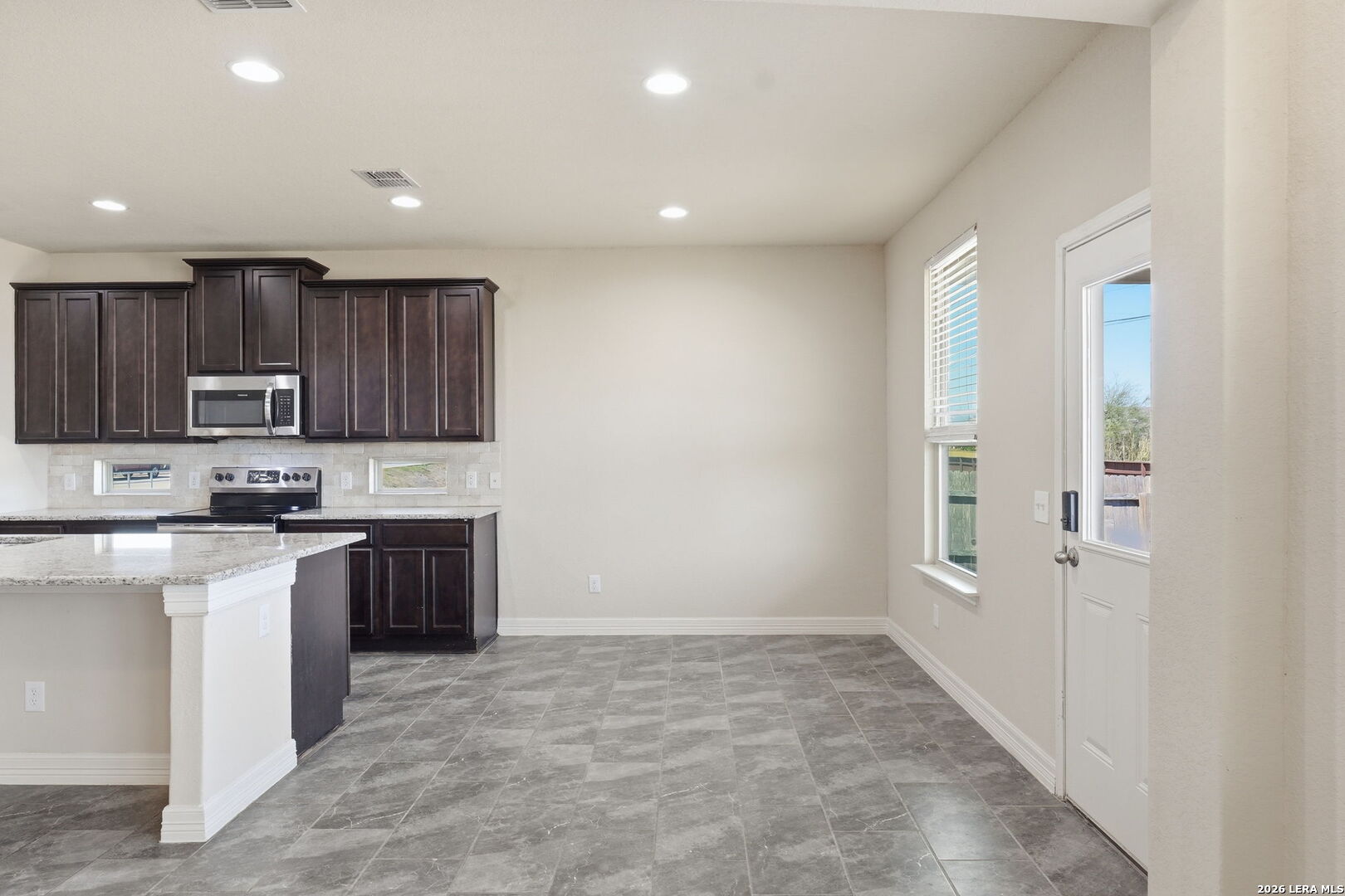 5044 Forest Oak Schertz TX 78108