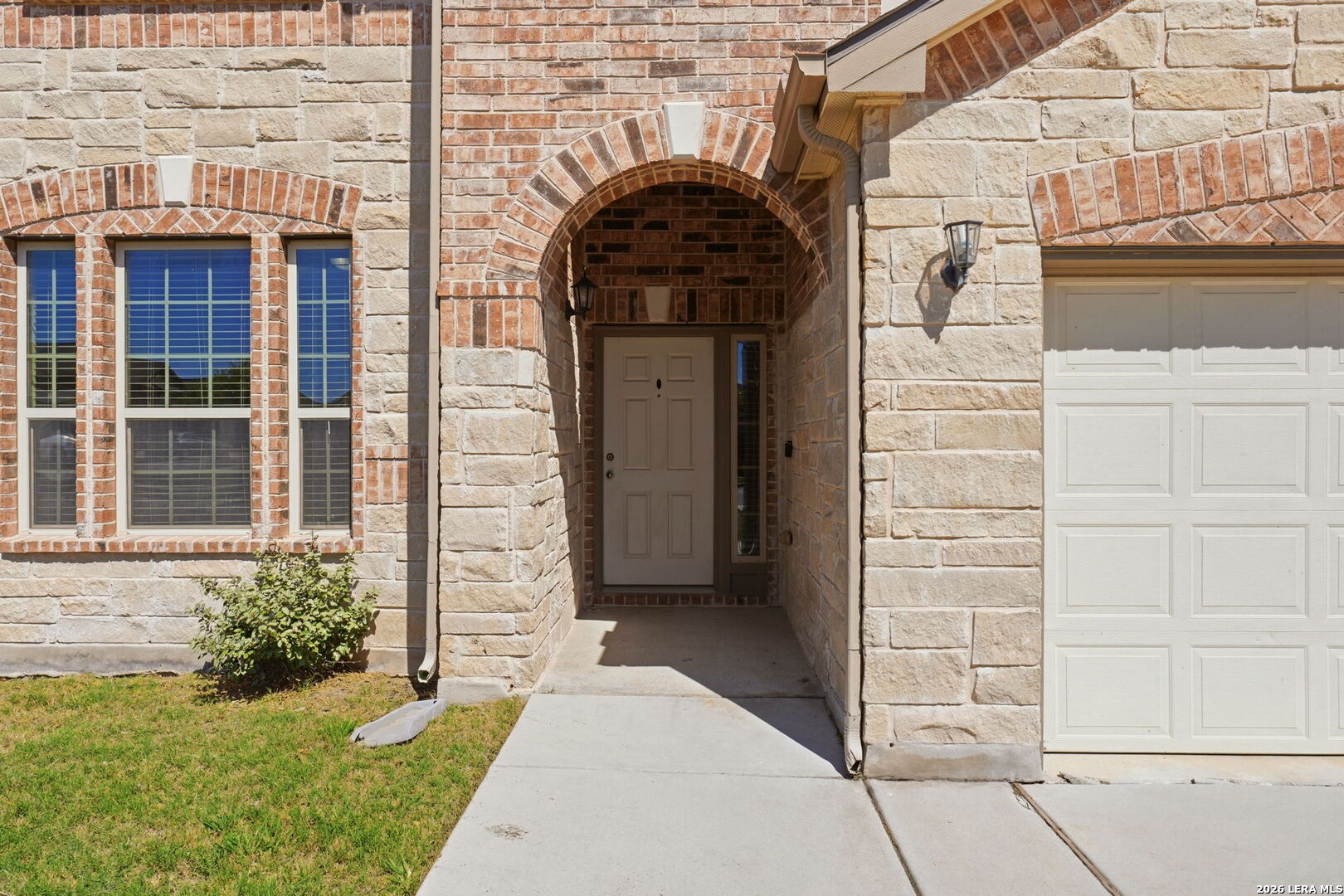 5044 Forest Oak Schertz TX 78108