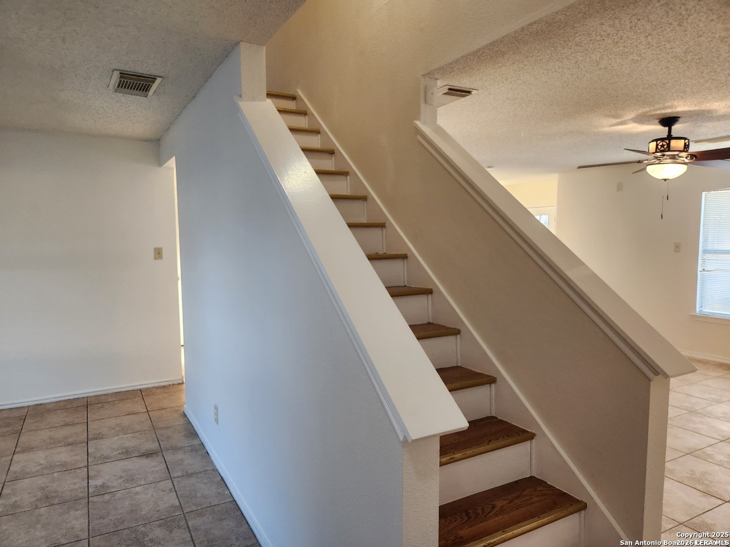 2117 Farmsville San Antonio TX 78245