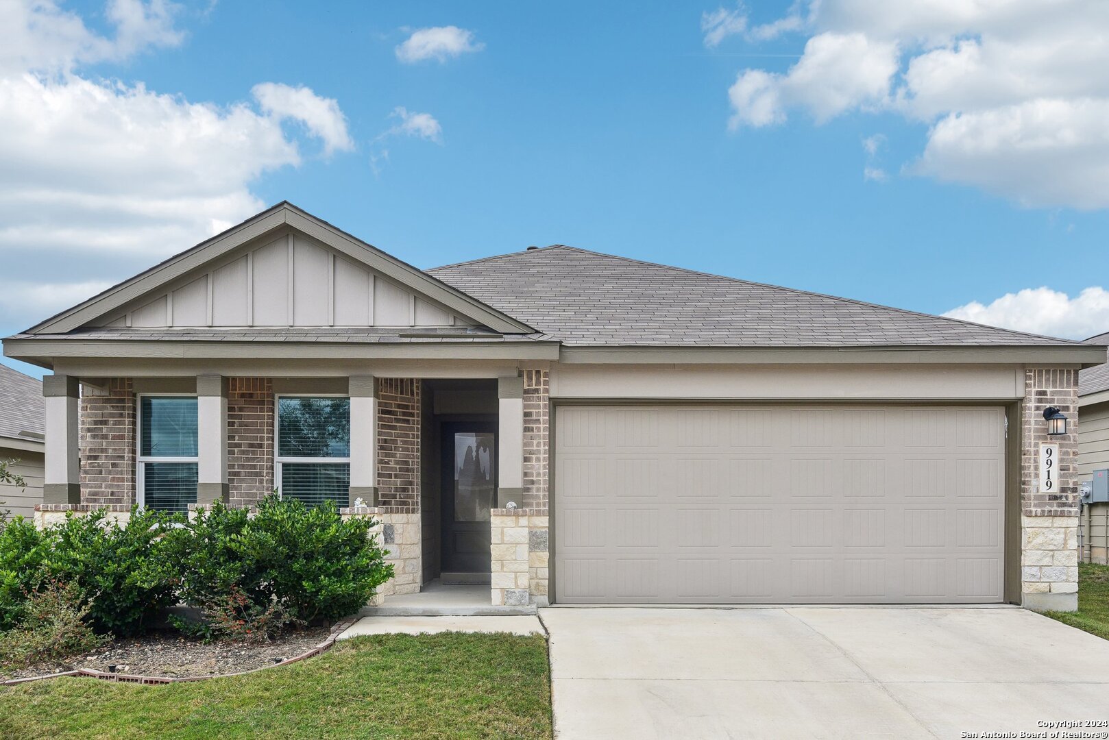 9919 Pears Mill San Antonio TX 78254