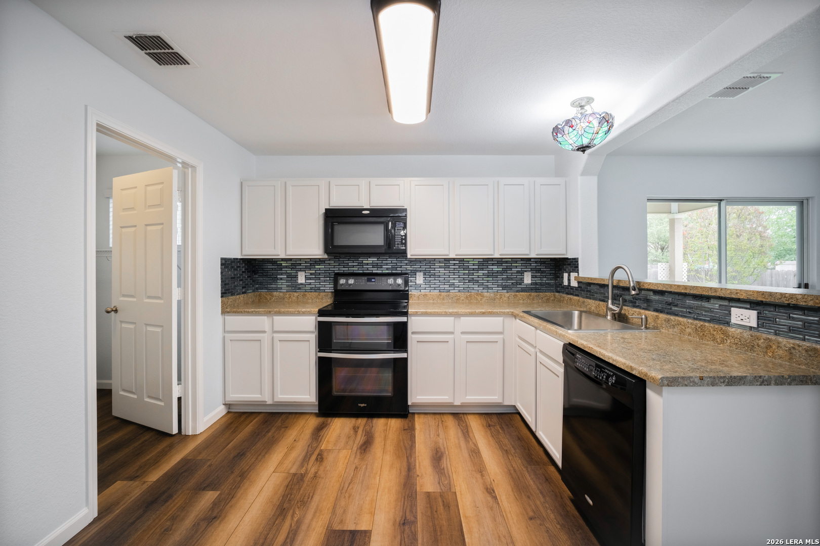 16642 Emerald Bluff Selma TX 78154