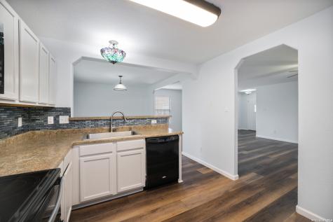 16642 Emerald Bluff Selma TX 78154
