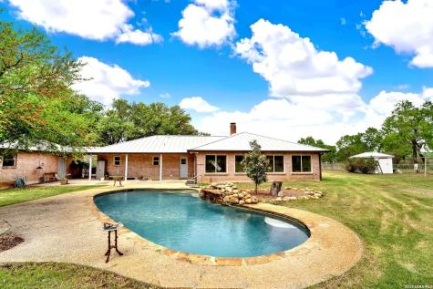 3190 Pittman Road St.hedwig TX 78152