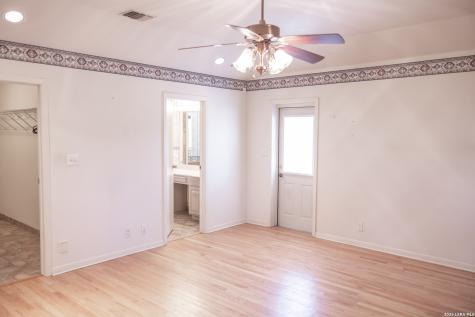 3190 Pittman Road St.hedwig TX 78152