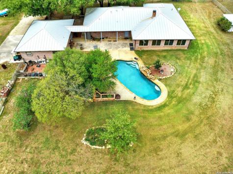 3190 Pittman Road St.hedwig TX 78152