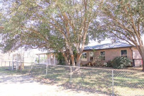 3190 Pittman Road St.hedwig TX 78152