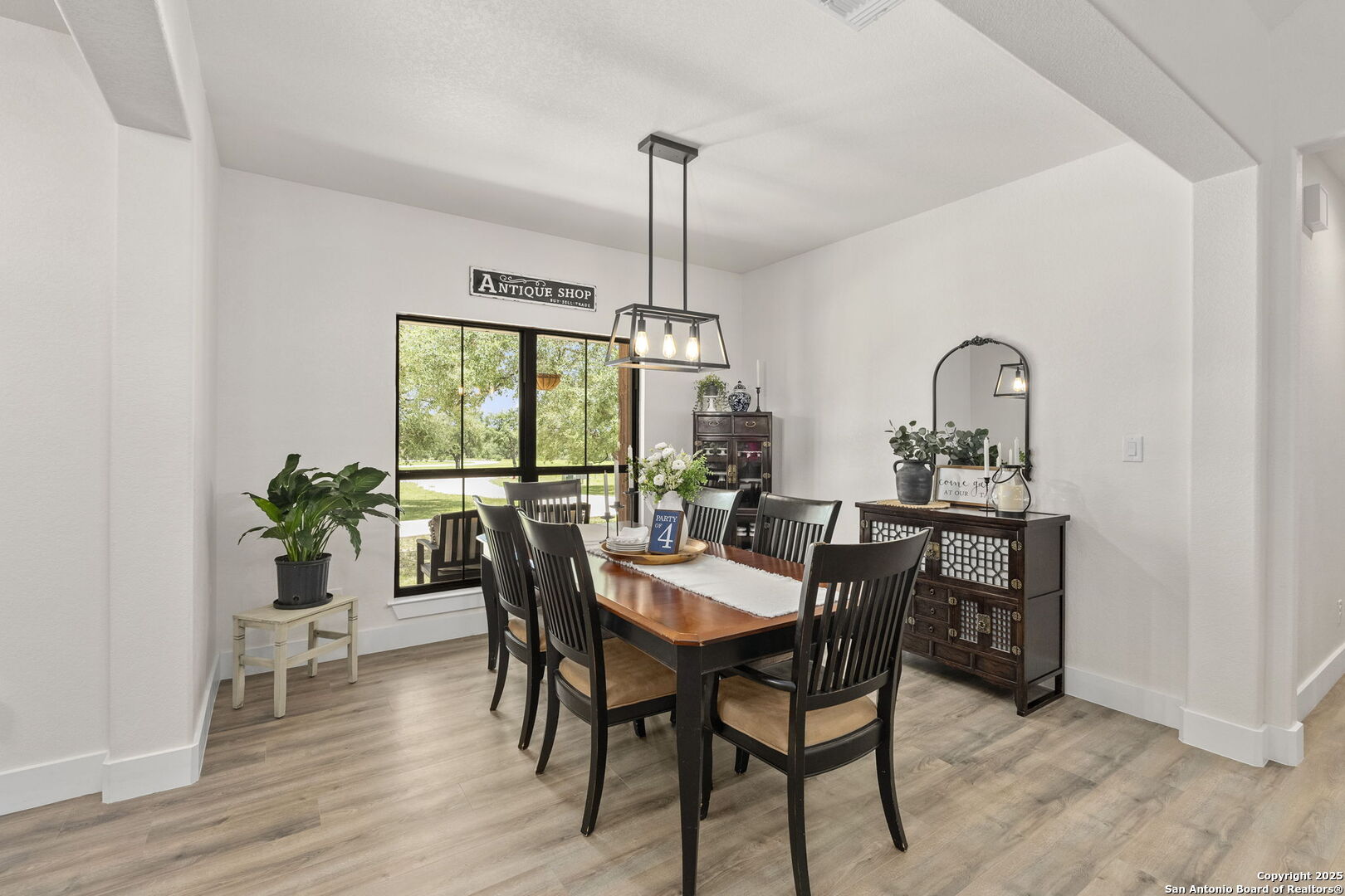 3260 Palomino Springs Bandera TX 78003