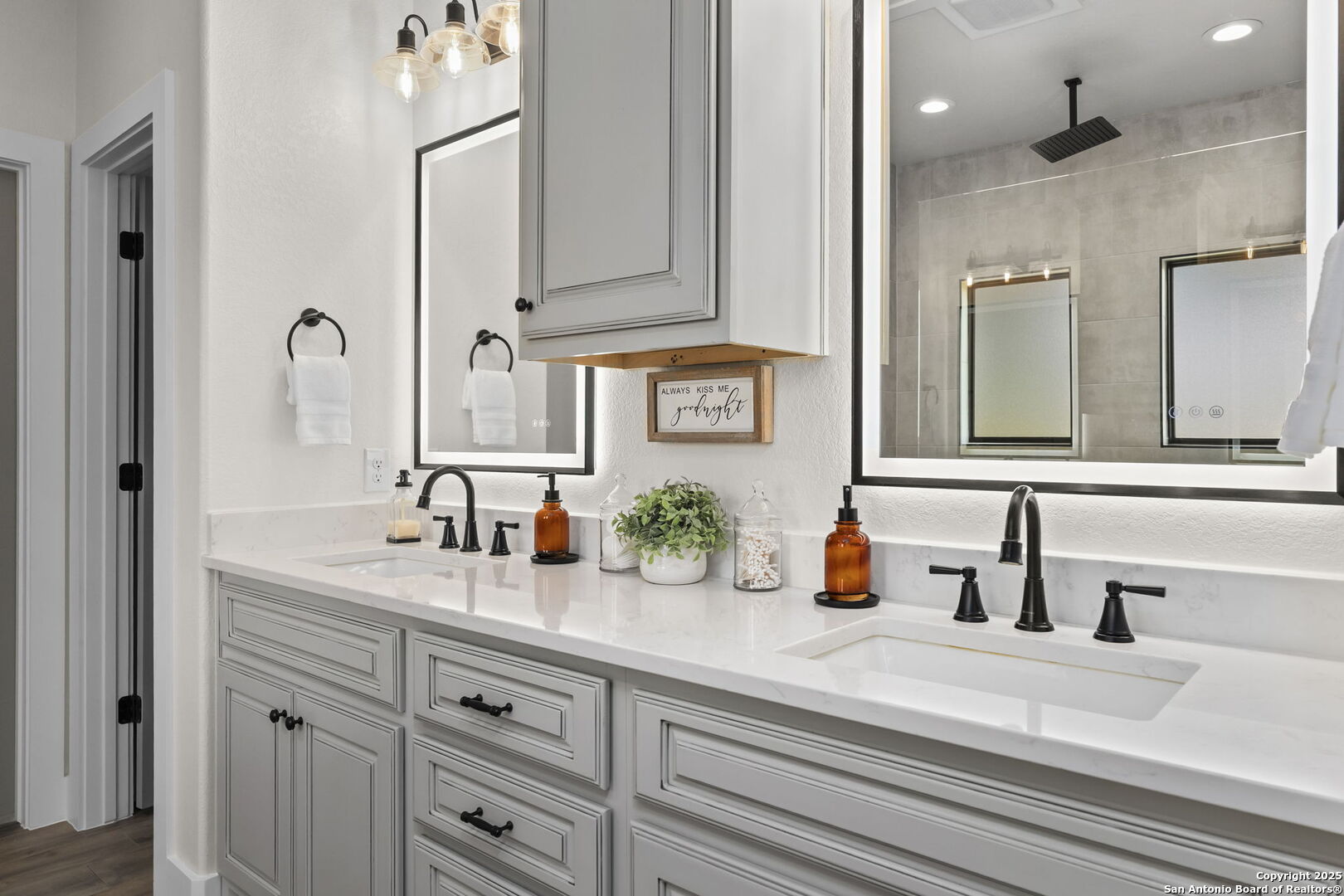3260 Palomino Springs Bandera TX 78003