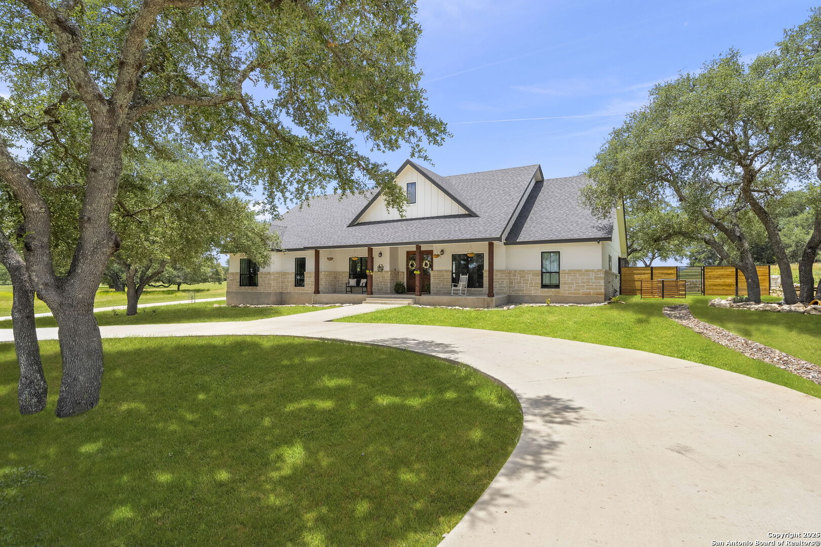 3260 Palomino Springs Bandera TX 78003