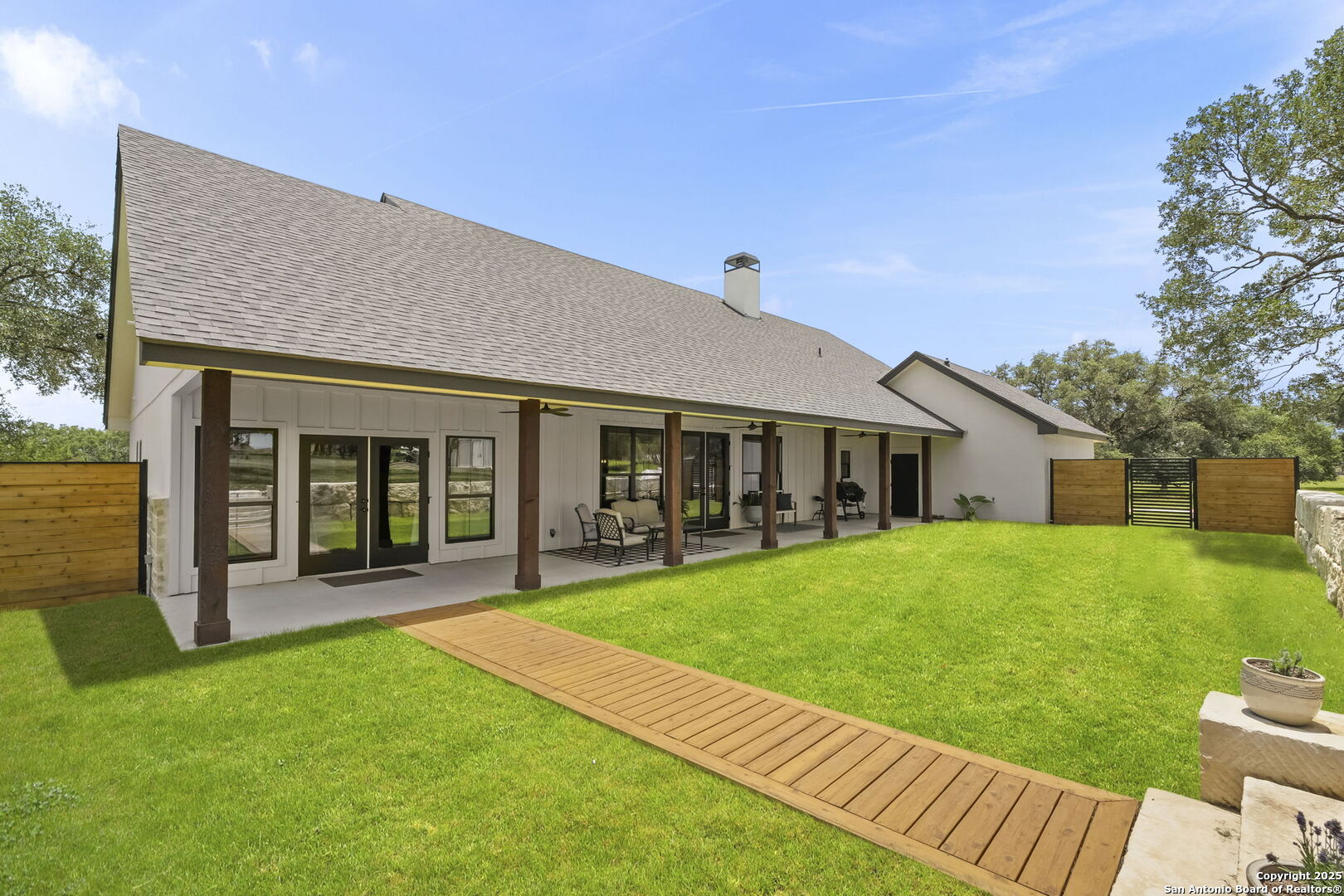 3260 Palomino Springs Bandera TX 78003