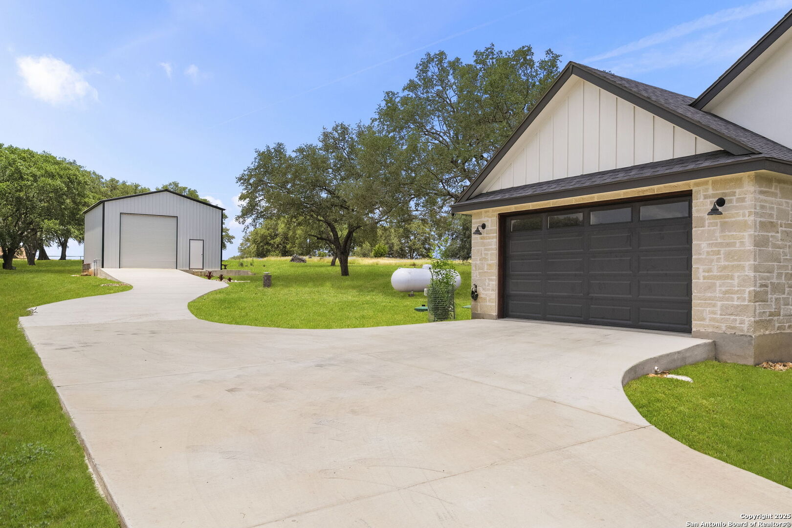 3260 Palomino Springs Bandera TX 78003