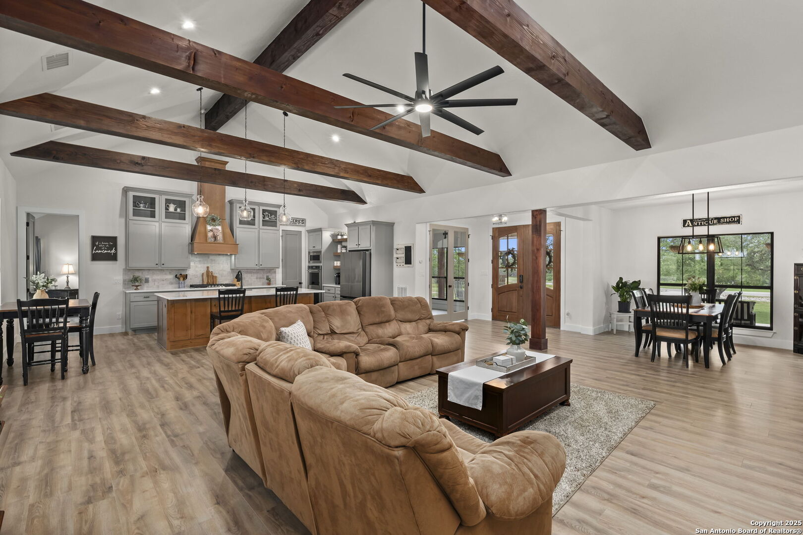 3260 Palomino Springs Bandera TX 78003