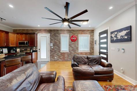 609 Sturgeon San Marcos TX 78666