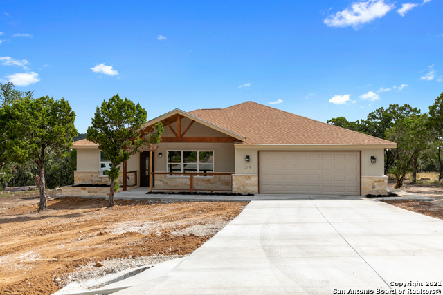 319 Assiniboia Drive Canyon Lake TX 78133