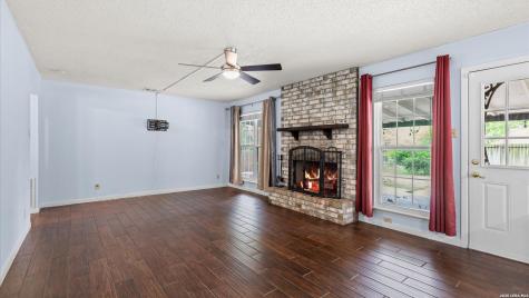 8338 Delphian Drive Universal City TX 78148