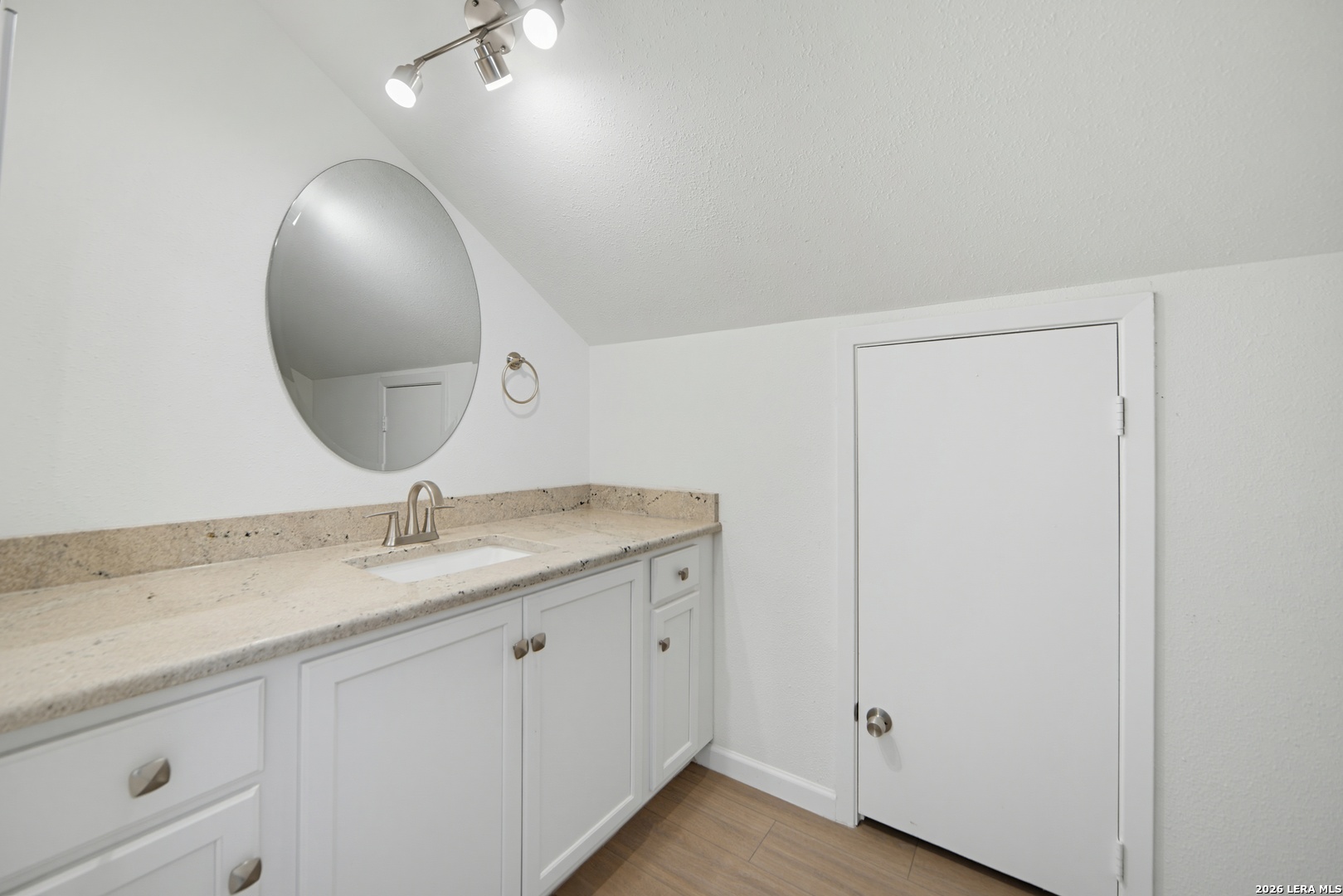 2302 Moss Bluff San Antonio TX 78232