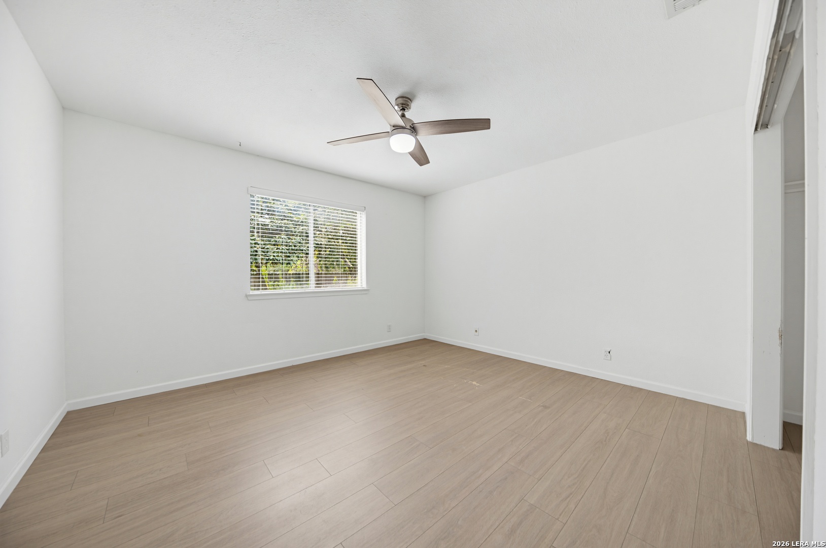 2302 Moss Bluff San Antonio TX 78232