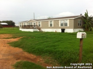 805 S Willow Street Pearsall TX 78061