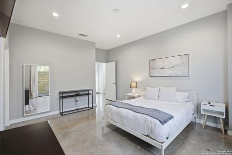 422 Hays Street #3 San Antonio TX 78202
